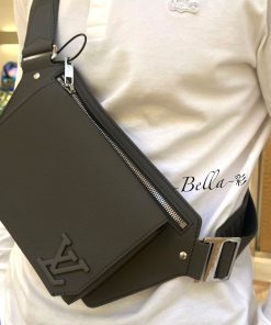 【Louis Vuitton】バムバッグ NV グレインカーフ M57081