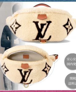 【もこもこ感で冬にぴったり♪】Louis Vuitton★バムバッグ M23715