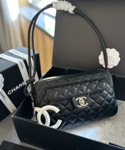 CHANEL 中古バッグ シャネル お宝級 康鵬カメラバッグ