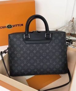 Louis Vuitton113