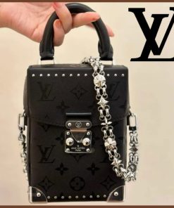 《ロックな雰囲気★》Louis Vuitton カメラボックス M11269